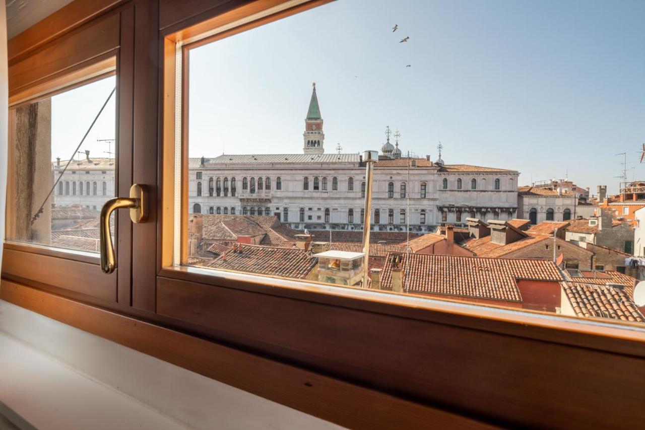 Hotel Antigo Trovatore Venice Exterior photo